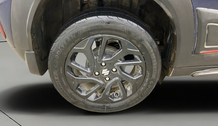 2023 Maruti FRONX DELTA PLUS 1.2MT, Petrol, Manual, 78,271 km, Right Rear Wheel