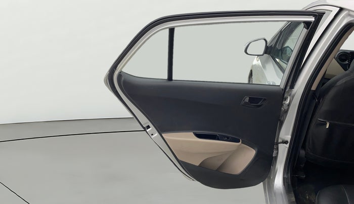 2016 Hyundai Grand i10 MAGNA AT 1.2 KAPPA VTVT, Petrol, Automatic, 64,815 km, LHS Rear Door