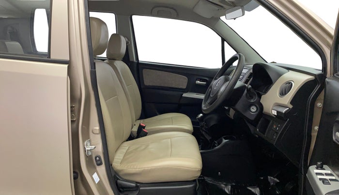 2013 Maruti Wagon R 1.0 VXI, Petrol, Manual, 57,715 km, Right Side Front Door Cabin