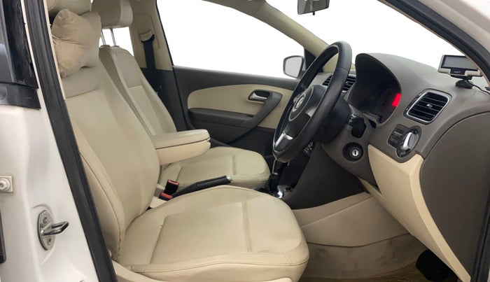 2012 Volkswagen Vento HIGHLINE PETROL AT, Petrol, Automatic, 1,12,420 km, Right Side Front Door Cabin