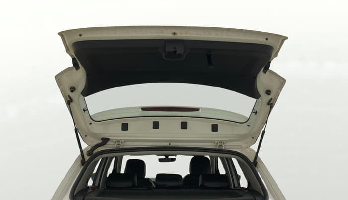 2021 Skoda KUSHAQ STYLE 1.5L TSI DSG, Petrol, Automatic, 1,13,066 km, Boot Door Open