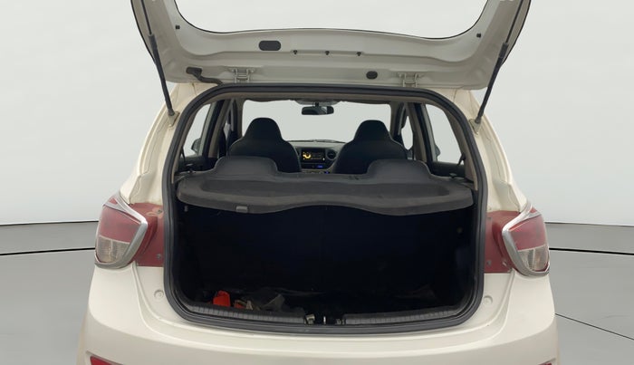 2016 Hyundai Grand i10 MAGNA 1.2 KAPPA VTVT, Petrol, Manual, 50,232 km, Boot Open Zoomed View