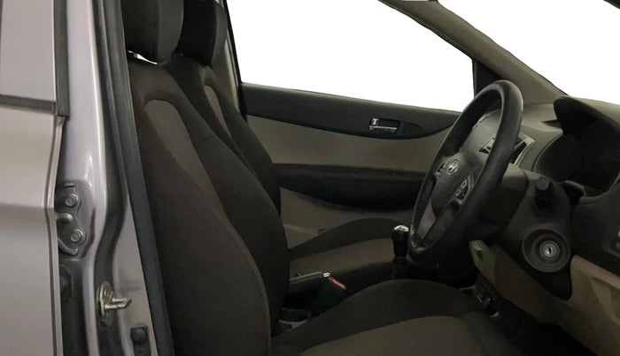 2014 Hyundai i20 SPORTZ 1.2, Petrol, Manual, 36,846 km, Right Side Front Door Cabin