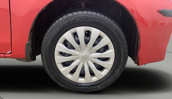 2012 Toyota Etios Liva G, Petrol, Manual, 96,531 km, Right Front Wheel