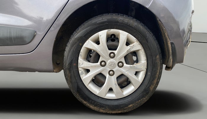 2016 Hyundai Grand i10 SPORTZ 1.2 KAPPA VTVT, Petrol, Manual, 50,064 km, Left Rear Wheel