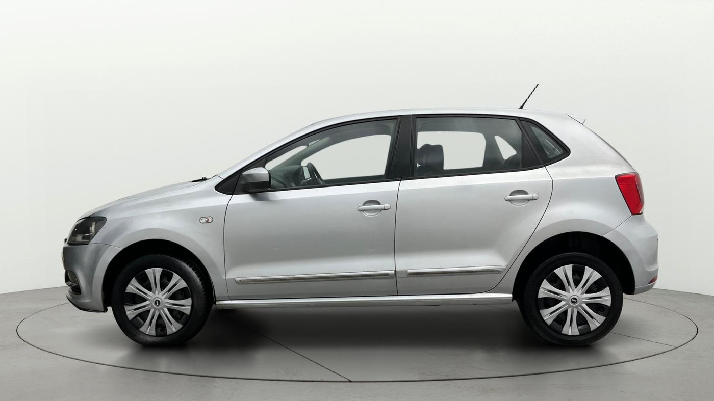 2014 Volkswagen Polo COMFORTLINE 1.5L, Diesel, Manual, 86,266 km, Left Side