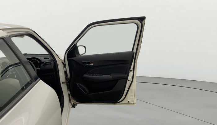 2019 Maruti Swift VXI, Petrol, Manual, 53,394 km, RHS Front Door