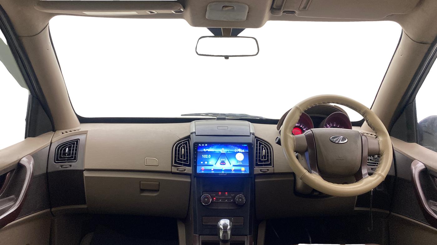 2014 Mahindra XUV500 W4, Diesel, Manual, 97,259 km, Dashboard