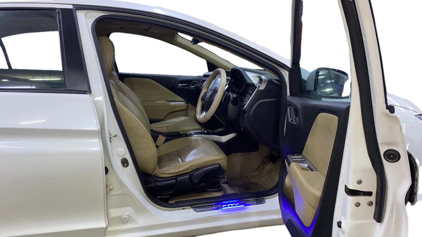 2017 Honda City 1.5L I-VTEC ZX CVT, Petrol, Automatic, 59,357 km, Right Side Front Door Cabin
