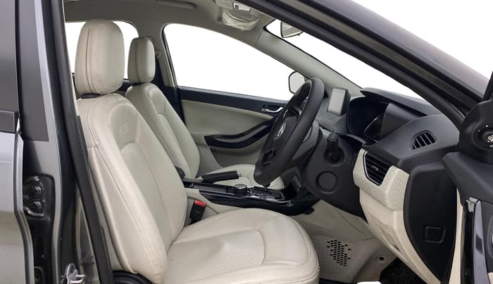 2023 Tata NEXON XZA PLUS DIESEL, Diesel, Automatic, 39,364 km, Right Side Front Door Cabin