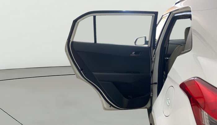 2017 Hyundai Creta SX PLUS AT 1.6 DIESEL, Diesel, Automatic, 1,27,708 km, LHS Rear Door