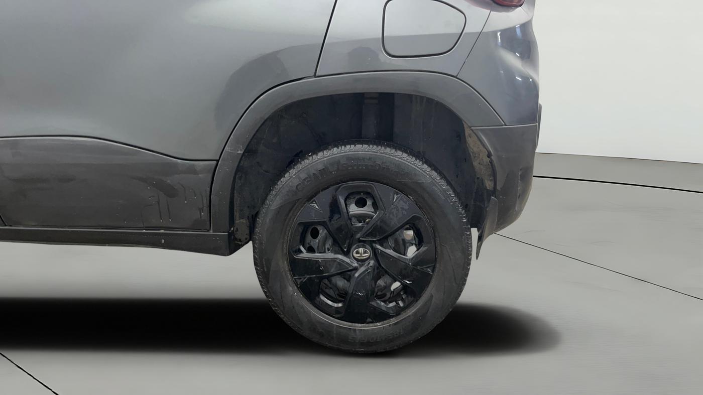 2022 Tata PUNCH ADVENTURE AMT, Petrol, Automatic, 45,218 km, Left Rear Wheel