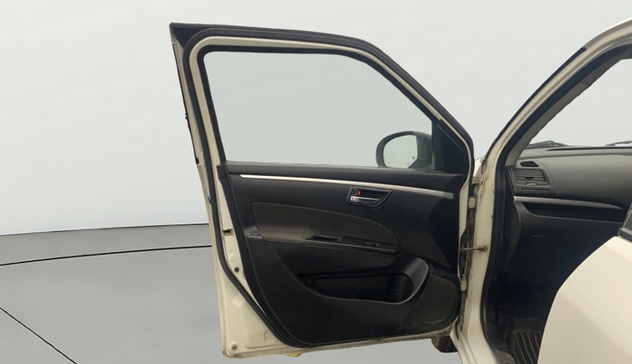 2013 Maruti Swift VXI, Petrol, Manual, 57,655 km, LHS Front Door