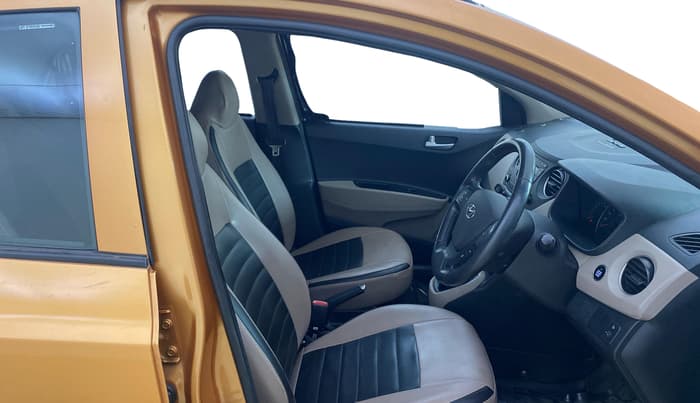 2016 Hyundai Grand i10 ASTA (O) 1.2 KAPPA VTVT, Petrol, Manual, 1,00,955 km, Right Side Front Door Cabin