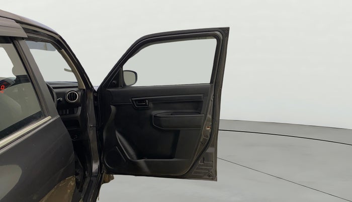 2021 Maruti S PRESSO VXI+, Petrol, Manual, 45,113 km, RHS Front Door