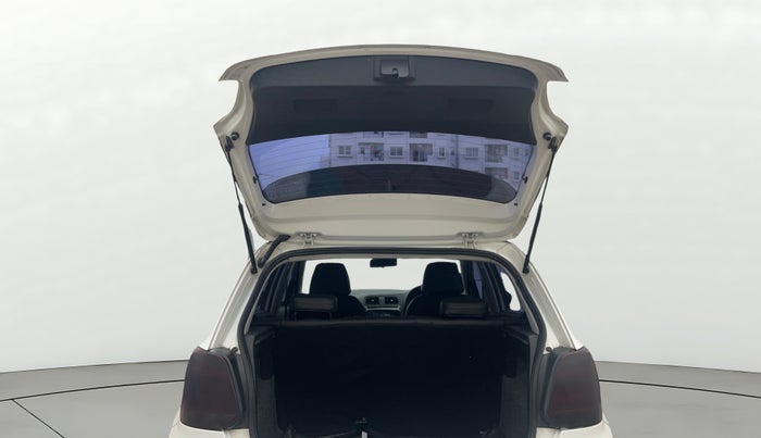 2018 Volkswagen Polo COMFORTLINE 1.0L MPI, Petrol, Manual, 1,38,642 km, Boot Door Open