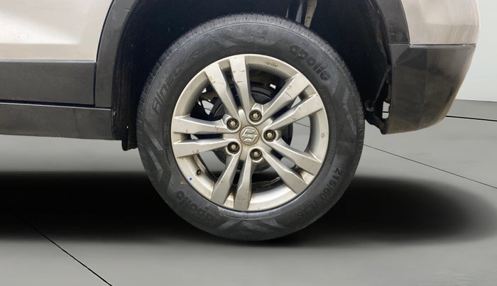 2016 Maruti Vitara Brezza ZDI PLUS, Diesel, Manual, 95,612 km, Left Rear Wheel
