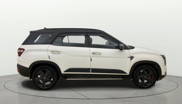 2023 Hyundai ALCAZAR  Signature (O) AE 7Str Diesel AT, Diesel, Automatic, 74,379 km, Right Side View