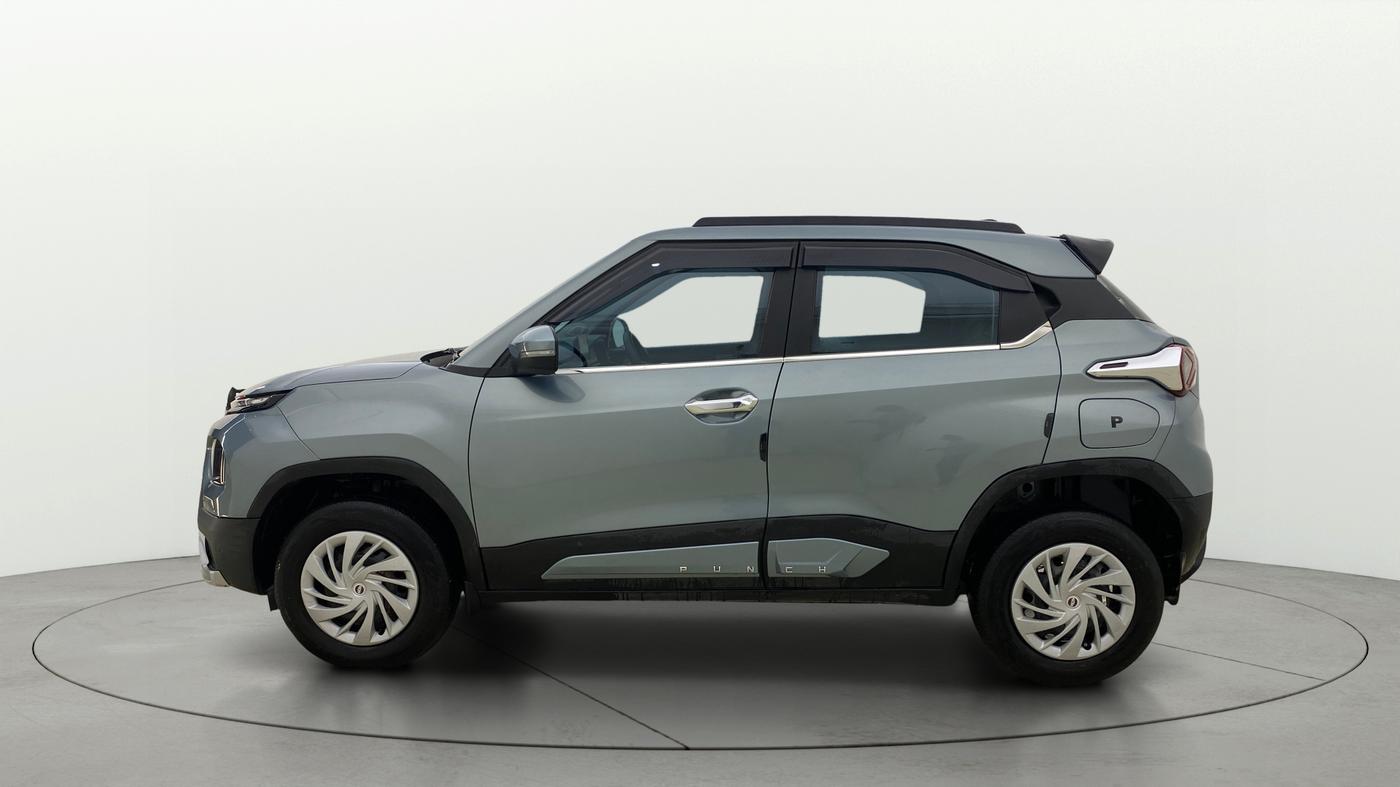 2025 Tata PUNCH Adventure Plus AMT, Petrol, Automatic, 22,576 km, Left Side