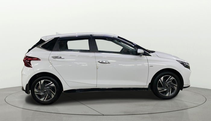 2023 Hyundai NEW I20 ASTA (O) 1.2 IVT, Petrol, Automatic, 55,036 km, Right Side View