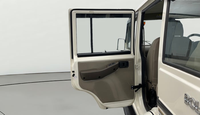 2025 Mahindra Bolero B6, Diesel, Manual, 4,318 km, LHS Rear Door