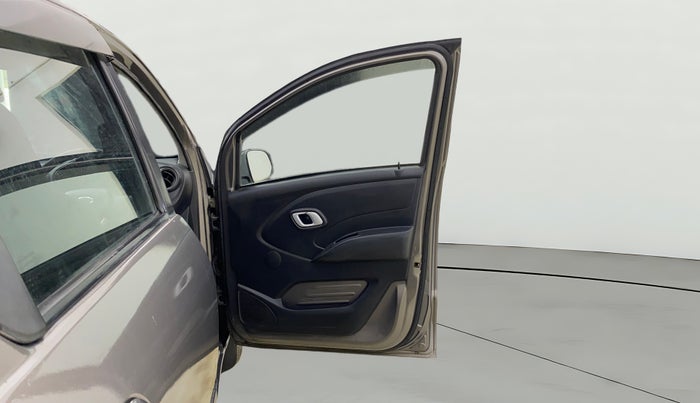 2018 Datsun Redi Go T (O), Petrol, Manual, 53,059 km, RHS Front Door