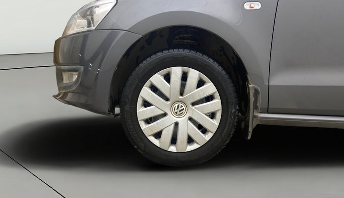 2013 Volkswagen Polo COMFORTLINE 1.2L, Diesel, Manual, 97,390 km, Left Front Wheel