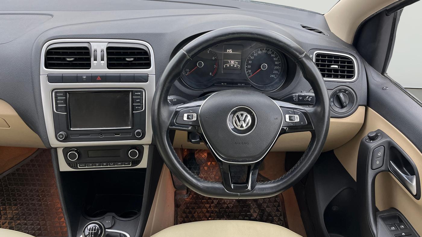 2017 Volkswagen Ameo HIGHLINE1.2L PLUS 16 ALLOY, Petrol, Manual, 71,867 km, Steering Wheel Close Up
