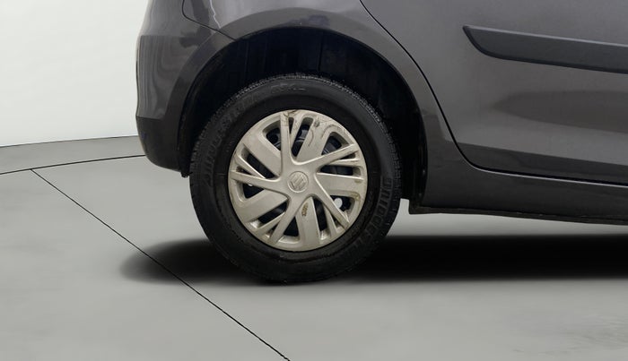 2015 Maruti Swift VDI ABS, Diesel, Manual, 82,600 km, Right Rear Wheel