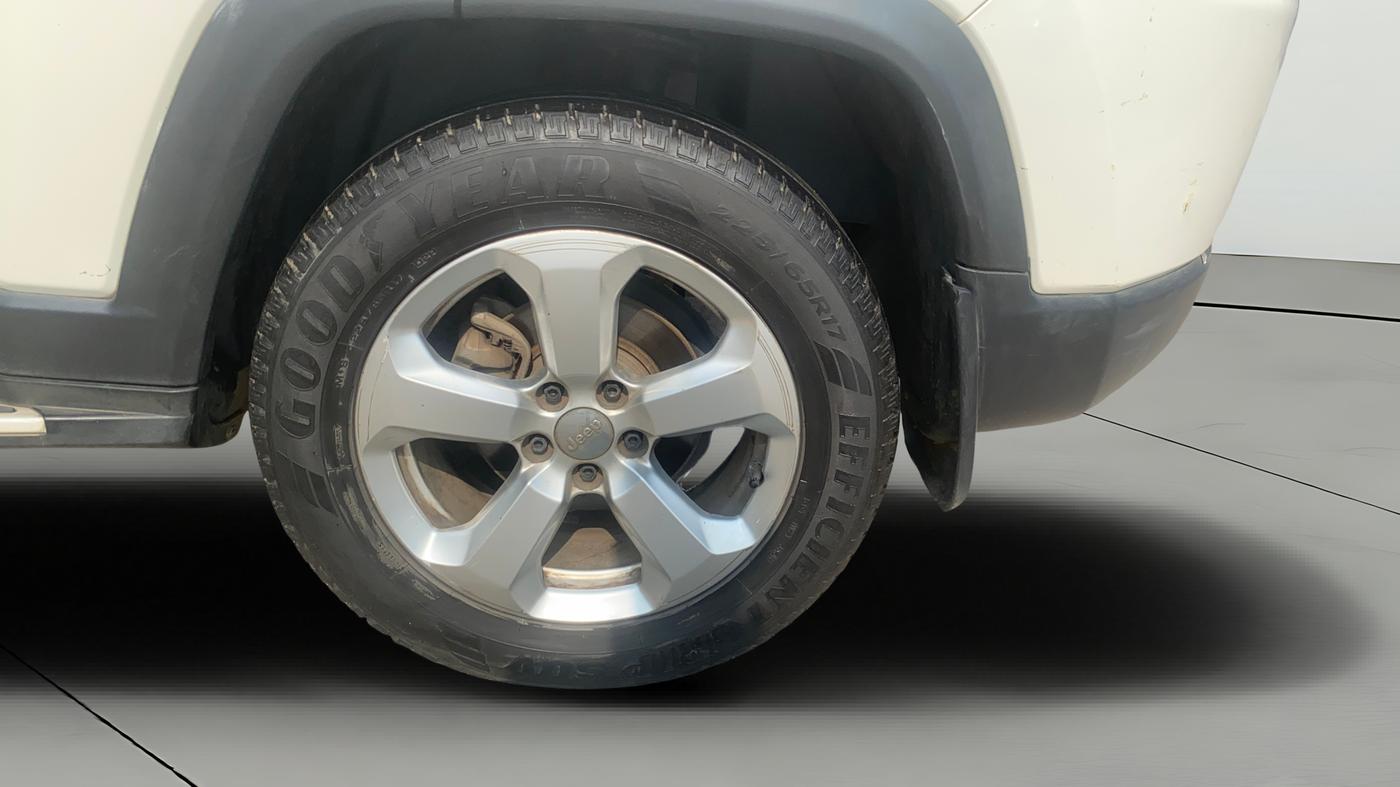 2017 Jeep Compass LIMITED 1.4 PETROL AT, Petrol, Automatic, 99,903 km, Left Rear Wheel