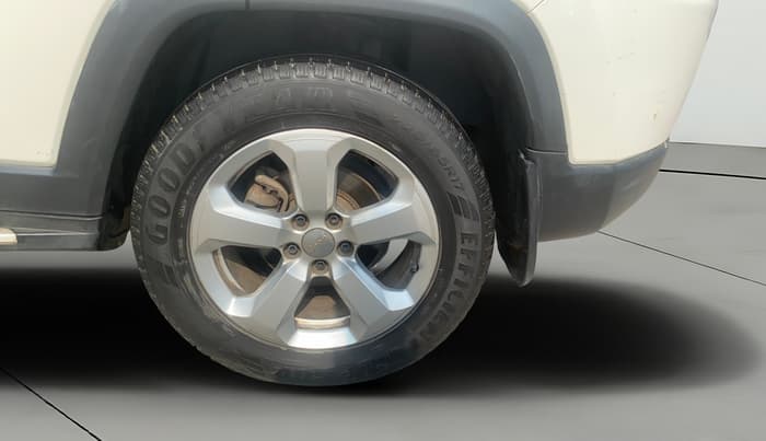 2017 Jeep Compass LIMITED 1.4 PETROL AT, Petrol, Automatic, 99,903 km, Left Rear Wheel