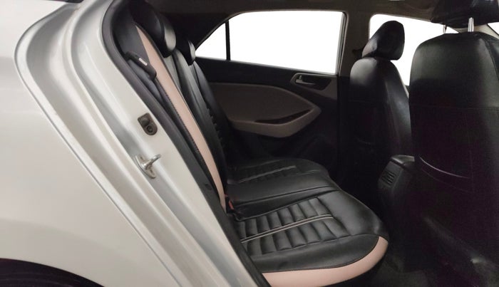 2015 Hyundai Elite i20 ASTA 1.2, Petrol, Manual, 87,619 km, Right Side Rear Door Cabin