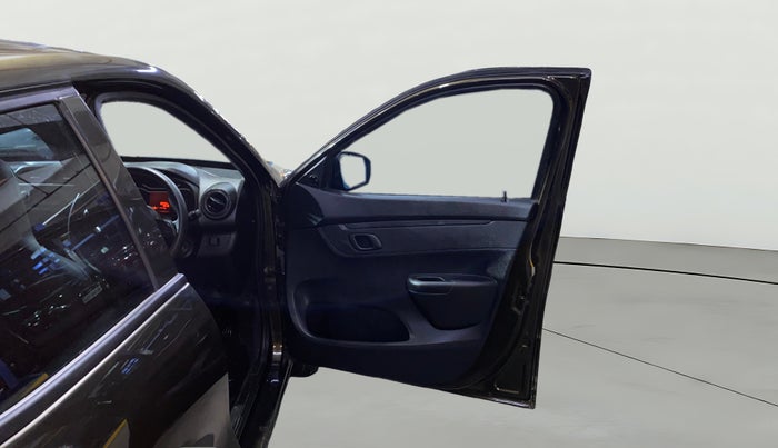 2020 Renault Kwid RXL, Petrol, Manual, 19,531 km, RHS Front Door