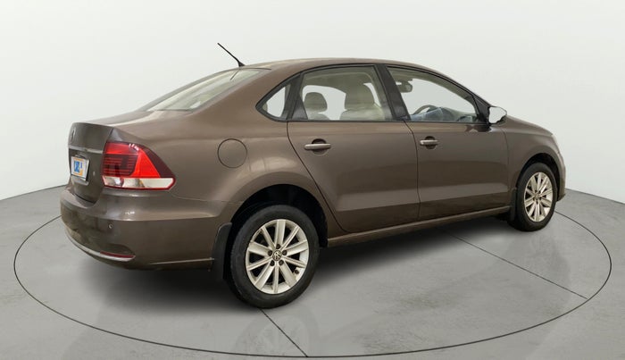 2016 Volkswagen Vento HIGHLINE 1.6 MPI, Petrol, Manual, 94,776 km, Right Back Diagonal