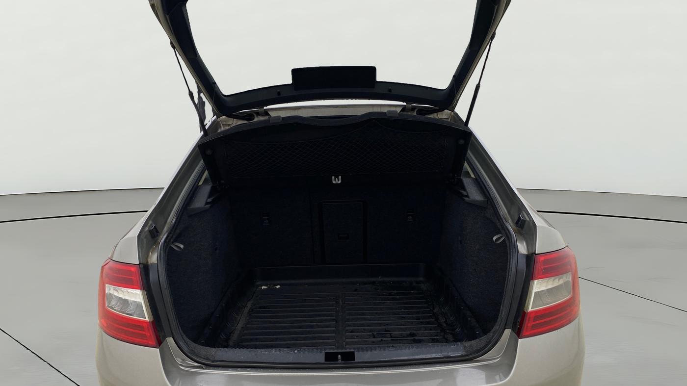 2014 Skoda Octavia ELEGANCE 2.0 TDI AT, Diesel, Automatic, 77,176 km, Boot Open Zoomed View