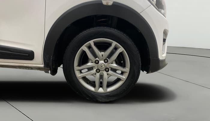 2020 Renault TRIBER RXZ AMT, Petrol, Automatic, 70,819 km, Right Front Wheel