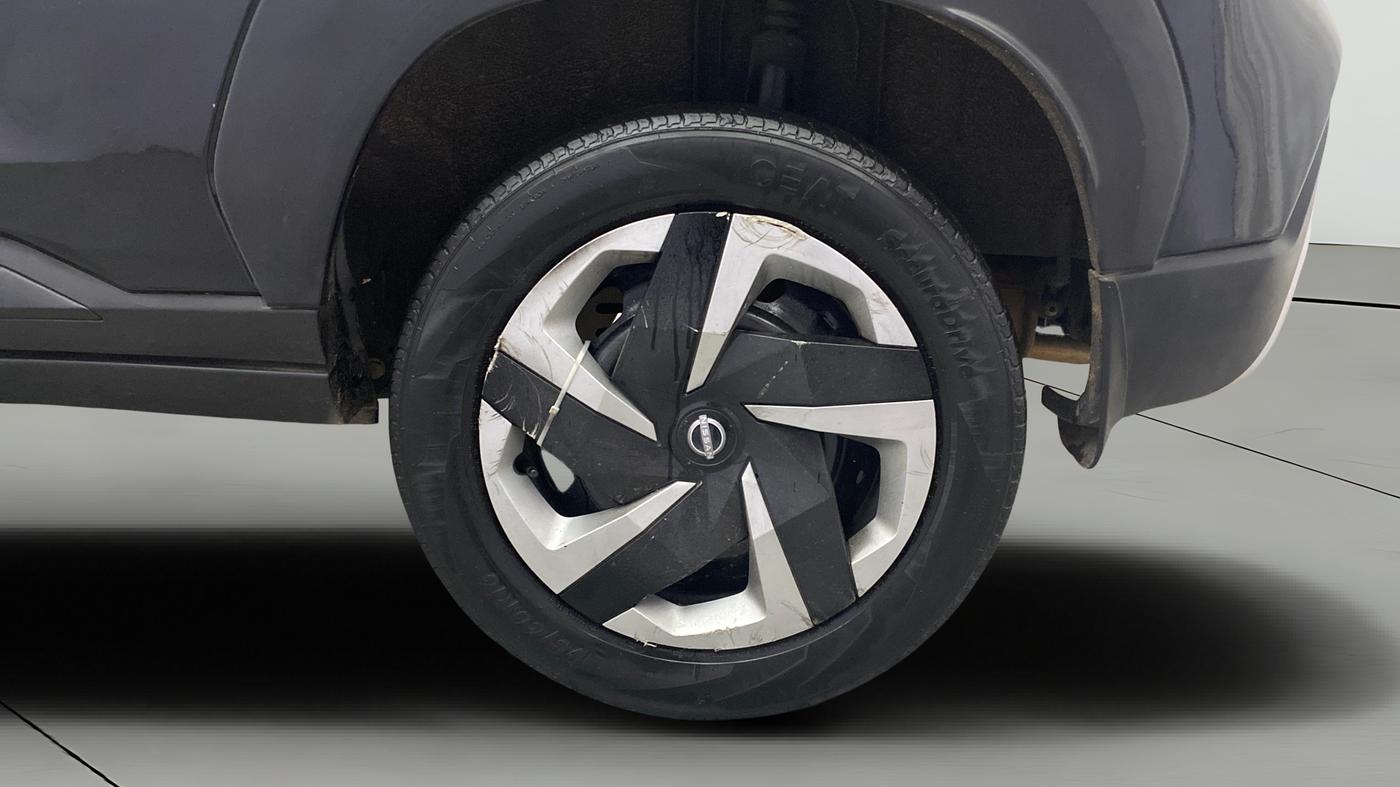 2023 Nissan MAGNITE XL, Petrol, Manual, 41,704 km, Left Rear Wheel