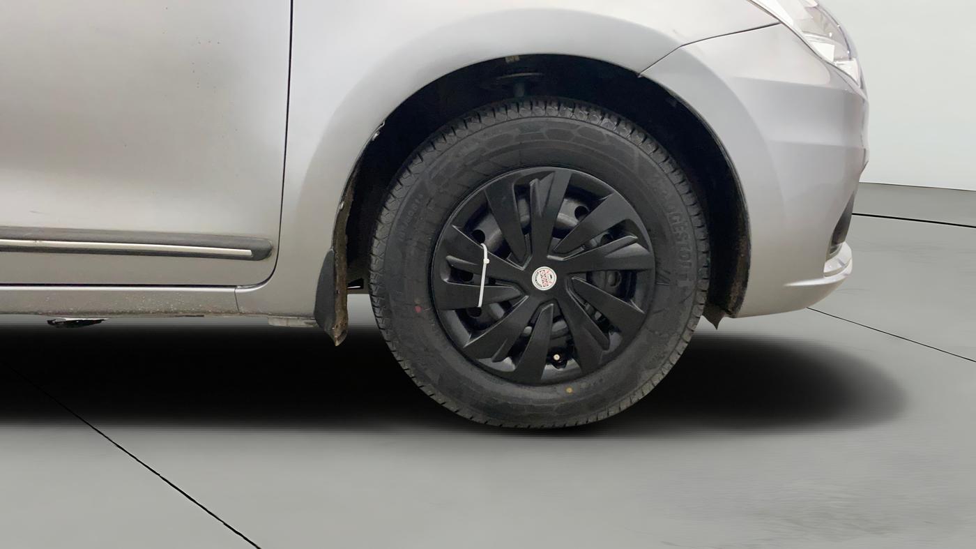 2020 Maruti Dzire VXI, Petrol, Manual, 58,565 km, Right Front Wheel