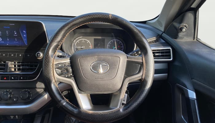 2021 Tata Harrier XMA 2.0L KRYOTEC, Diesel, Automatic, 93,588 km, Steering Wheel Close Up
