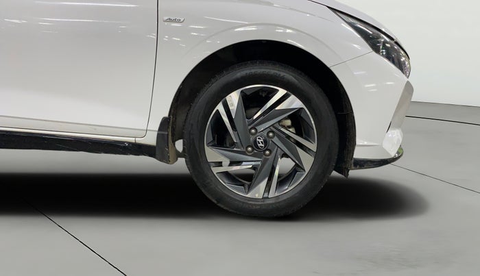 2023 Hyundai NEW I20 ASTA (O) 1.2 IVT, Petrol, Automatic, 55,036 km, Right Front Wheel