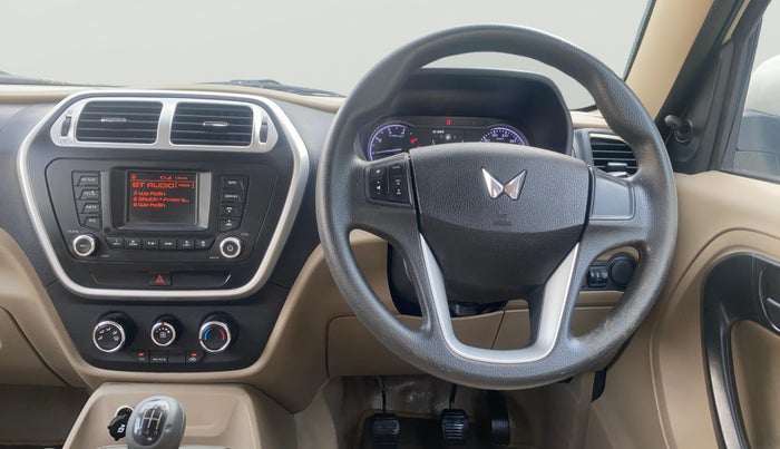 2023 Mahindra BOLERO NEO N 8, Diesel, Manual, 37,732 km, Steering Wheel Close Up