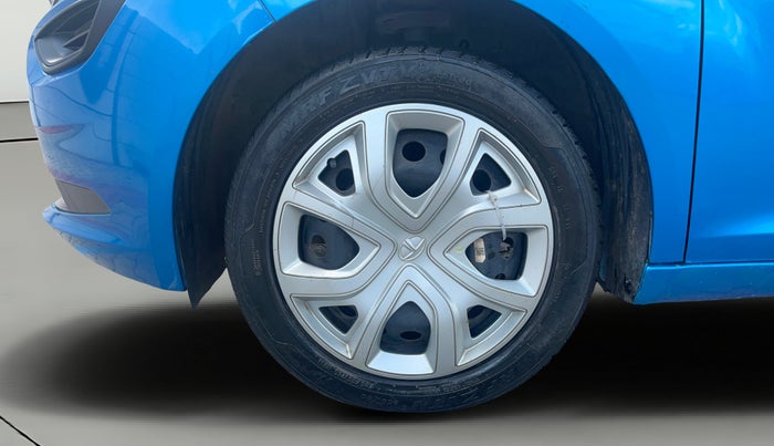 2021 Tata ALTROZ XM PLUS PETROL, Petrol, Manual, 54,967 km, Left Front Wheel