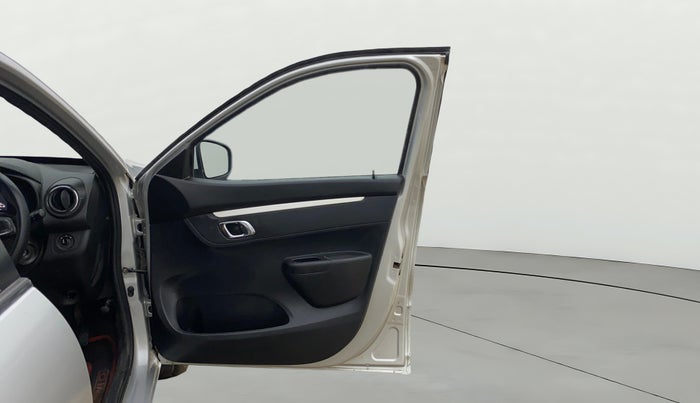 2022 Renault Kwid CLIMBER MT 1.0, Petrol, Manual, 34,037 km, RHS Front Door