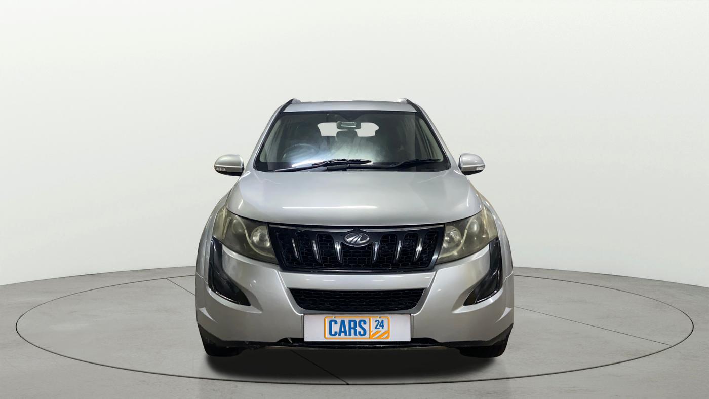 2017 Mahindra XUV500 W6, Diesel, Manual, 94,939 km, Front