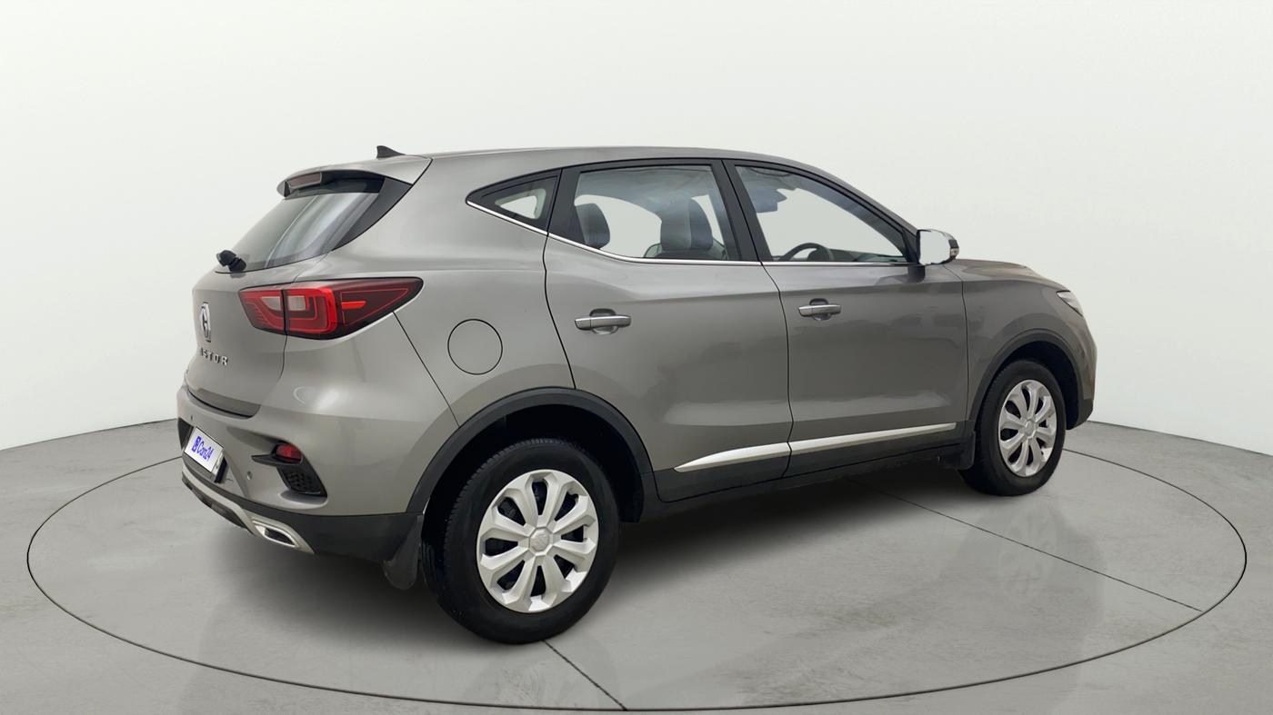 2022 MG ASTOR STYLE 1.5 MT, Petrol, Manual, 11,411 km, Right Back Diagonal