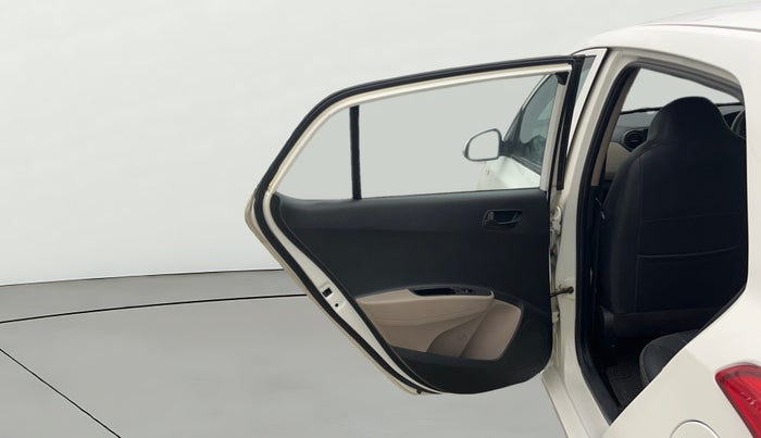 2014 Hyundai Grand i10 MAGNA 1.2 KAPPA VTVT, CNG, Manual, 72,710 km, LHS Rear Door