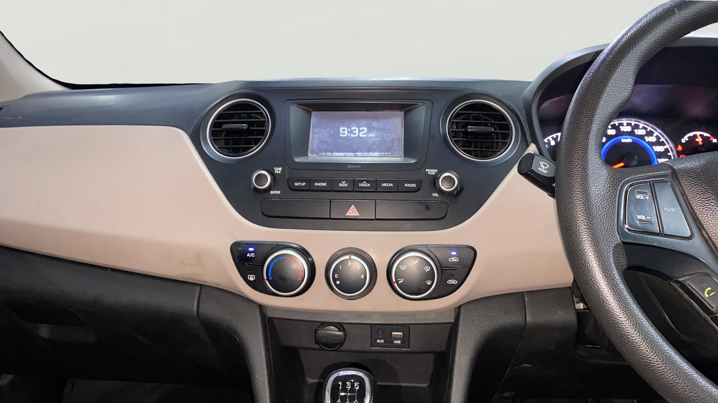 2017 Hyundai Grand i10 SPORTZ 1.2 KAPPA VTVT, Petrol, Manual, 17,970 km, Air Conditioner