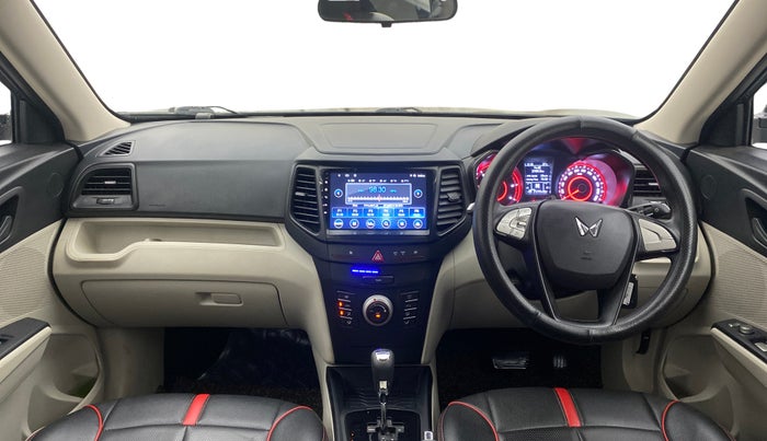 2023 Mahindra XUV300 W6 1.5 DIESEL AMT, Diesel, Automatic, 24,240 km, Dashboard