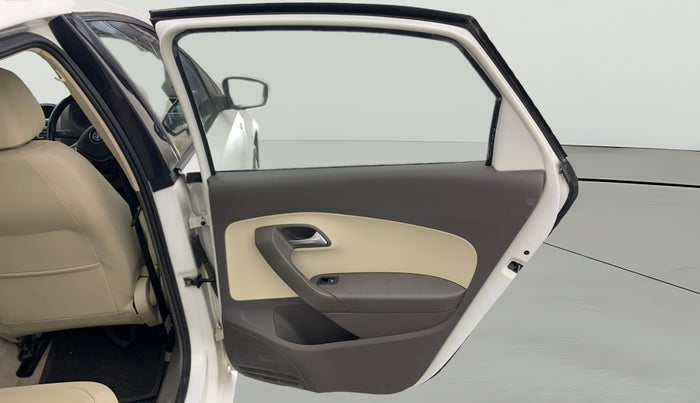 2015 Volkswagen Vento HIGHLINE 1.6 MPI, Petrol, Manual, 57,355 km, RHS Rear Door