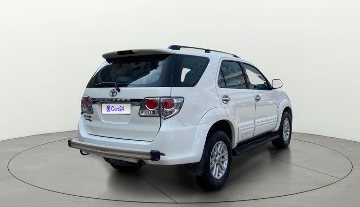 2013 Toyota Fortuner 3.0 4X4 MT, Diesel, Manual, 1,28,393 km, Right Back Diagonal